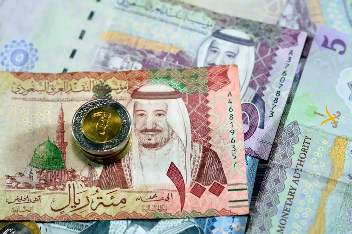 Payment Methods and Currency in Saudi Arabia
