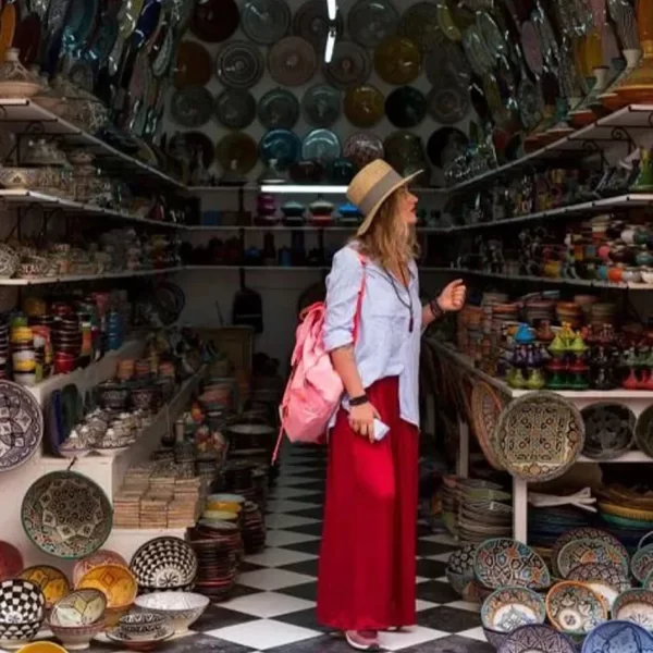 Practical Shopping Tips for Visitors in Saudi Arabia